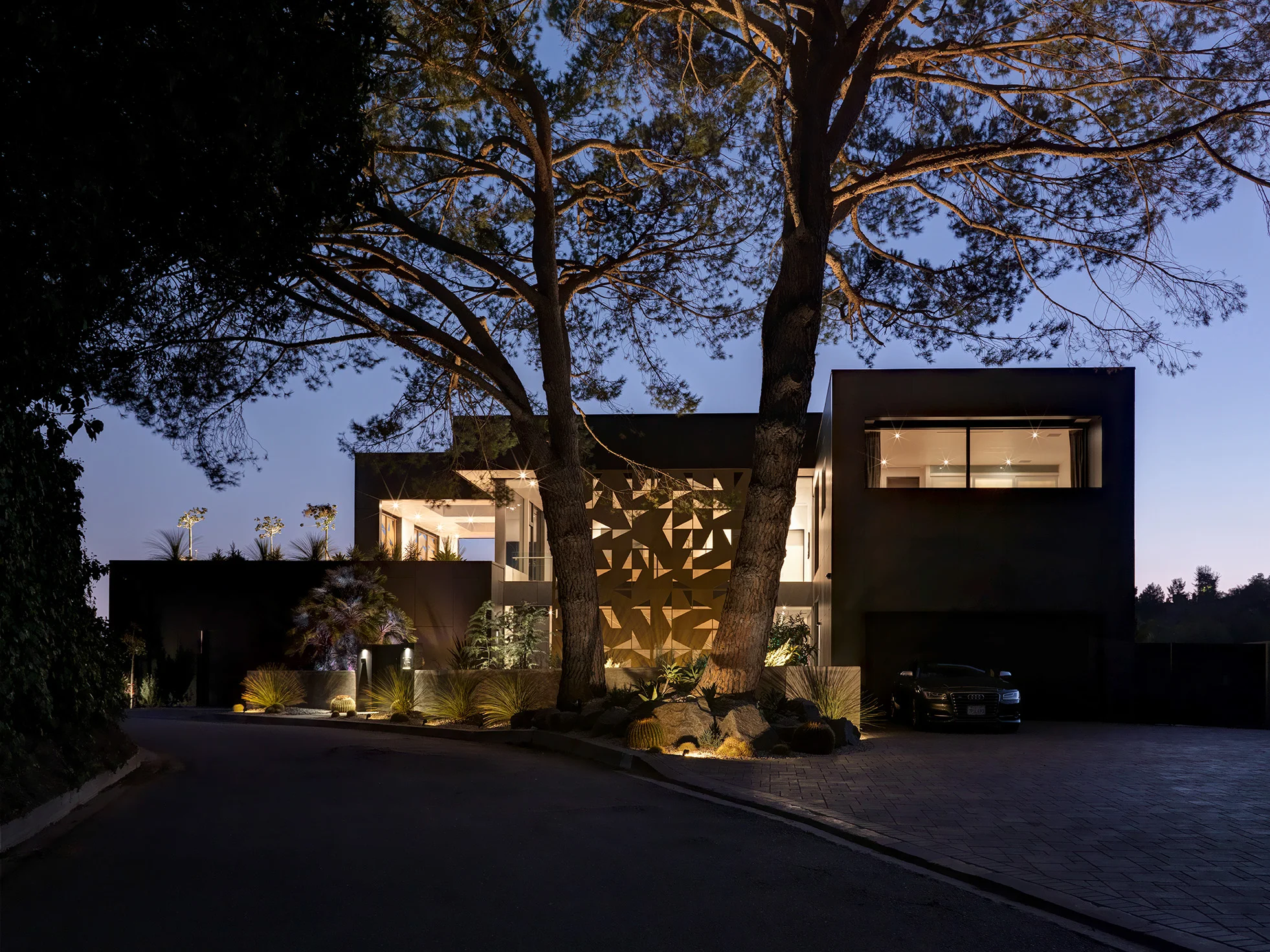 Beverly Hills — photo 7