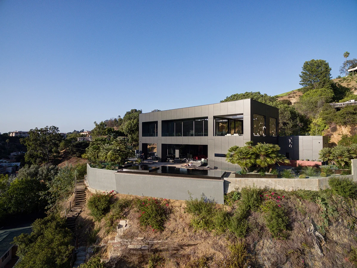 Beverly Hills — photo 35