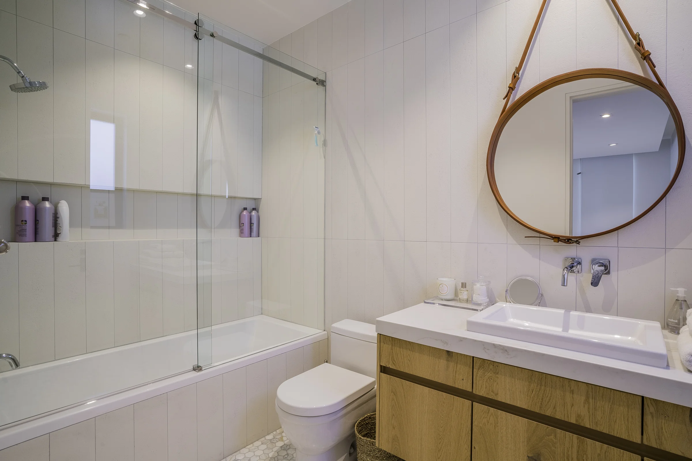 Hollywood — photo 13