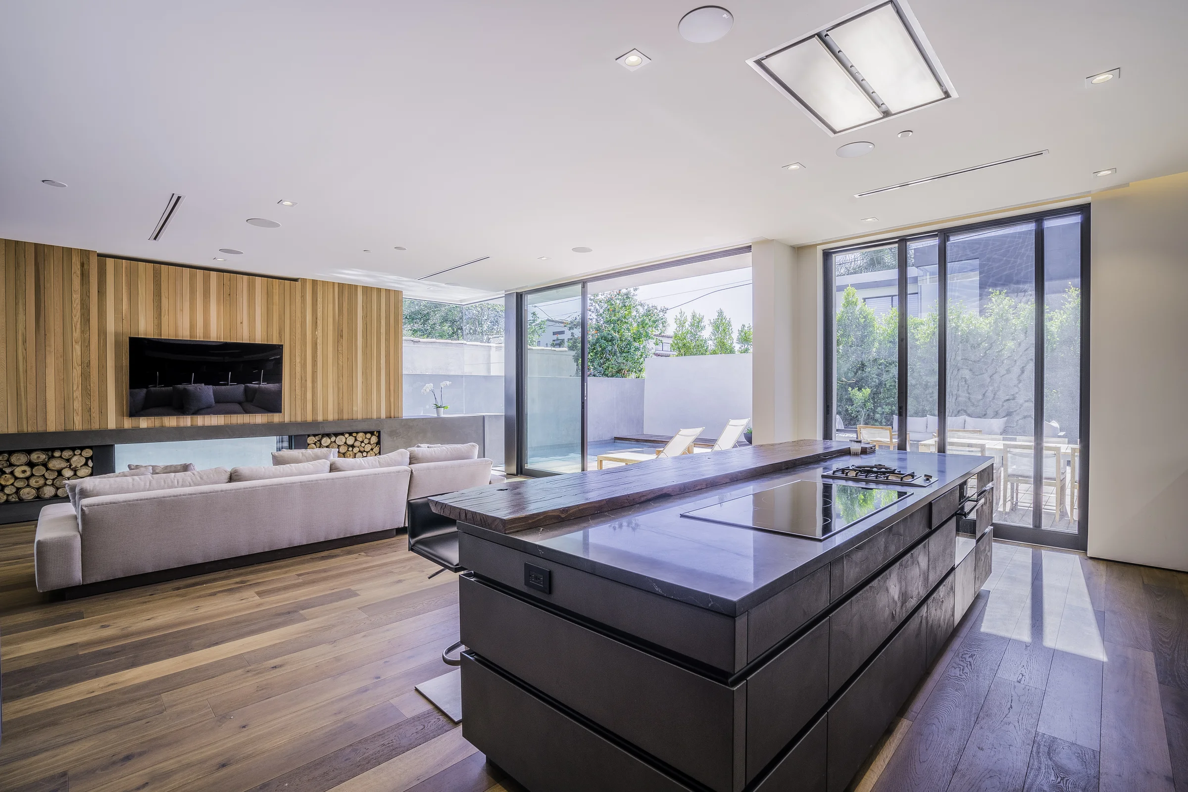 Hollywood — photo 45